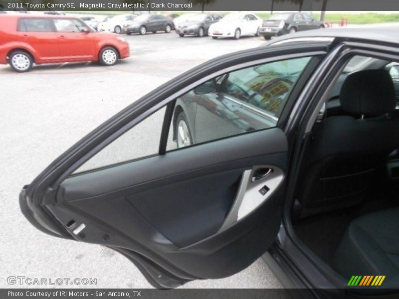 Magnetic Gray Metallic / Dark Charcoal 2011 Toyota Camry SE