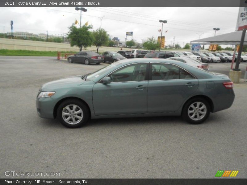 Aloe Green Metallic / Bisque 2011 Toyota Camry LE