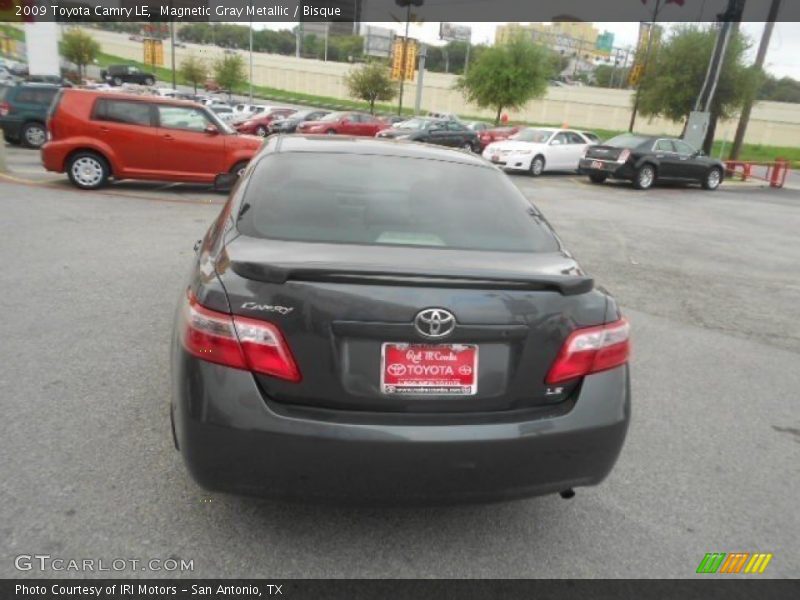 Magnetic Gray Metallic / Bisque 2009 Toyota Camry LE