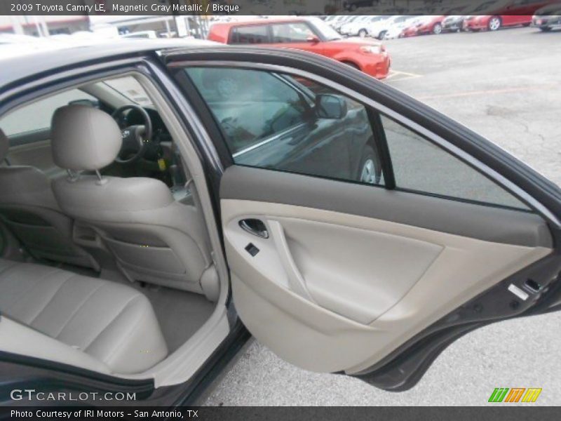 Magnetic Gray Metallic / Bisque 2009 Toyota Camry LE