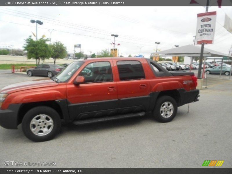 Sunset Orange Metallic / Dark Charcoal 2003 Chevrolet Avalanche Z66