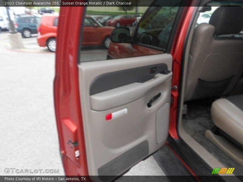 Sunset Orange Metallic / Dark Charcoal 2003 Chevrolet Avalanche Z66