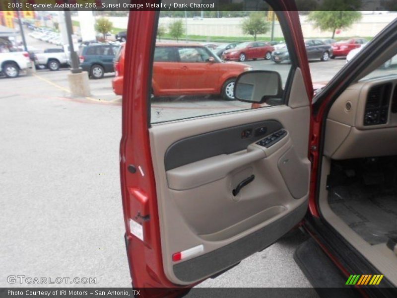 Sunset Orange Metallic / Dark Charcoal 2003 Chevrolet Avalanche Z66