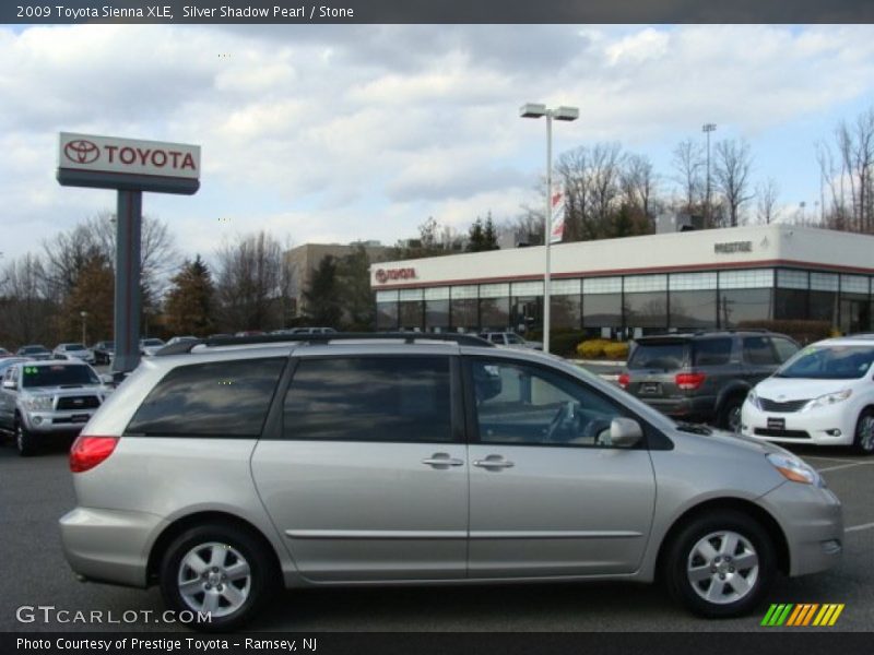 Silver Shadow Pearl / Stone 2009 Toyota Sienna XLE