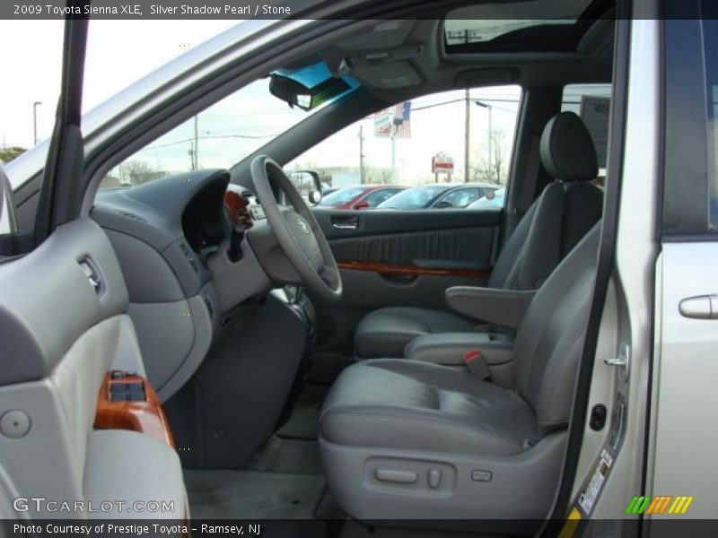 Silver Shadow Pearl / Stone 2009 Toyota Sienna XLE