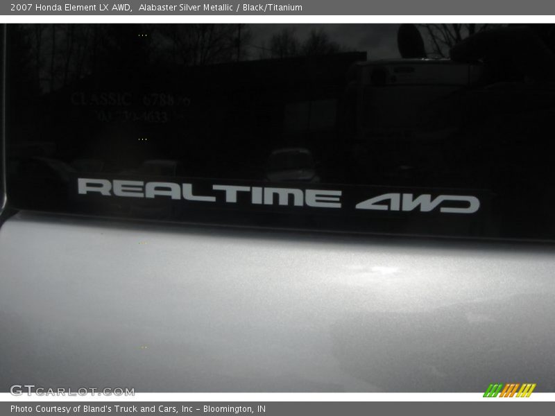 Alabaster Silver Metallic / Black/Titanium 2007 Honda Element LX AWD