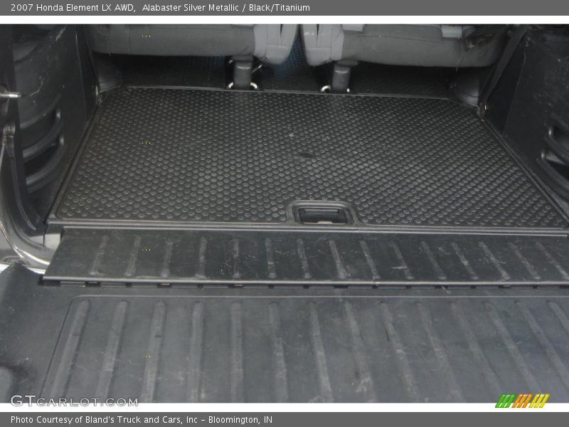 Alabaster Silver Metallic / Black/Titanium 2007 Honda Element LX AWD