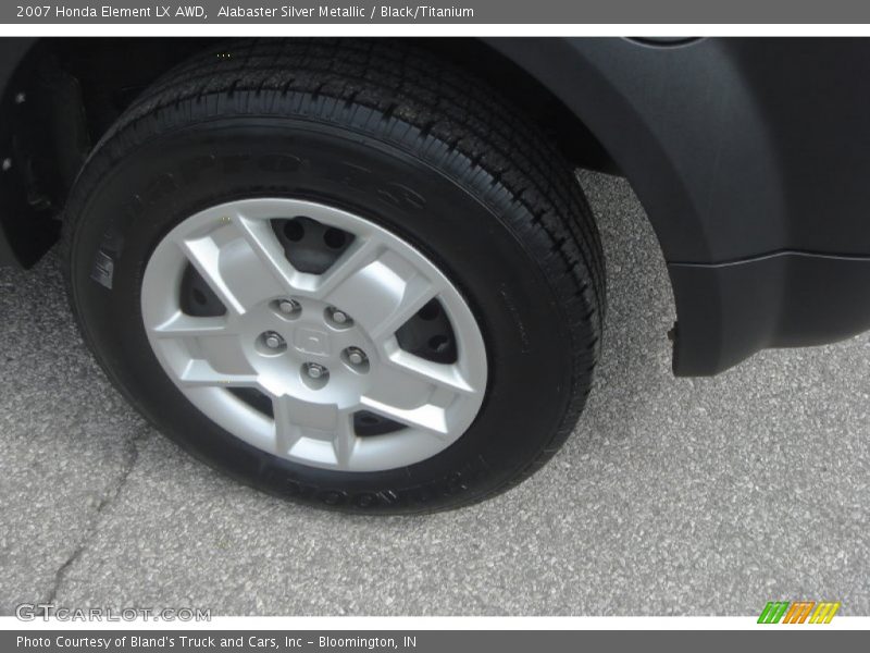 Alabaster Silver Metallic / Black/Titanium 2007 Honda Element LX AWD