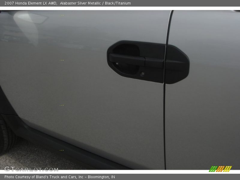 Alabaster Silver Metallic / Black/Titanium 2007 Honda Element LX AWD