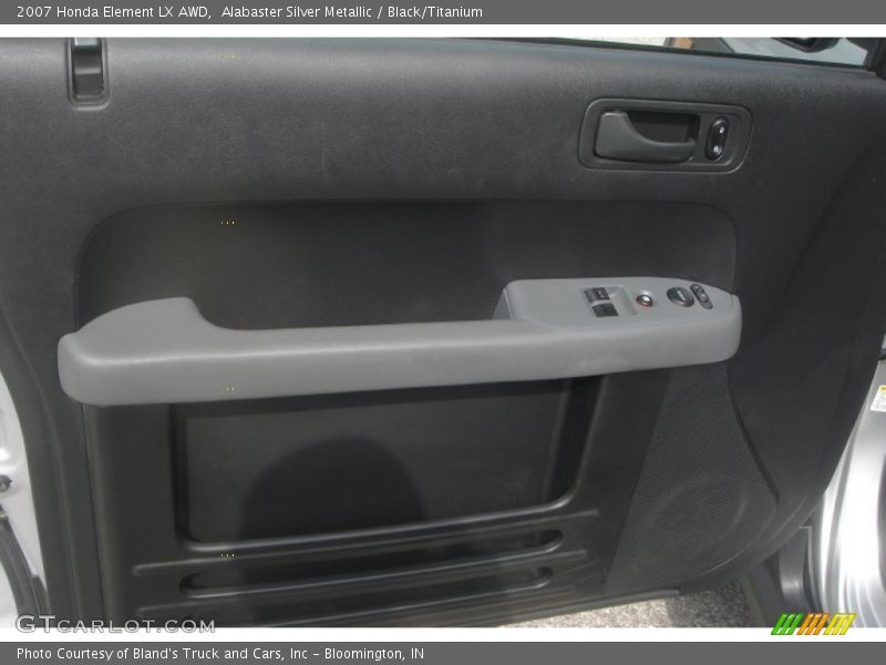 Alabaster Silver Metallic / Black/Titanium 2007 Honda Element LX AWD