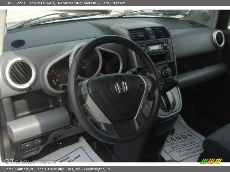Alabaster Silver Metallic / Black/Titanium 2007 Honda Element LX AWD