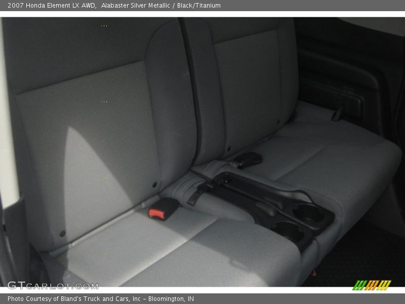 Alabaster Silver Metallic / Black/Titanium 2007 Honda Element LX AWD