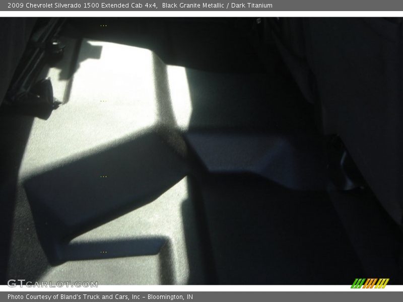 Black Granite Metallic / Dark Titanium 2009 Chevrolet Silverado 1500 Extended Cab 4x4