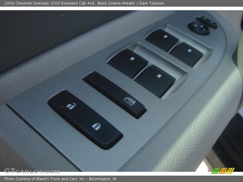 Black Granite Metallic / Dark Titanium 2009 Chevrolet Silverado 1500 Extended Cab 4x4