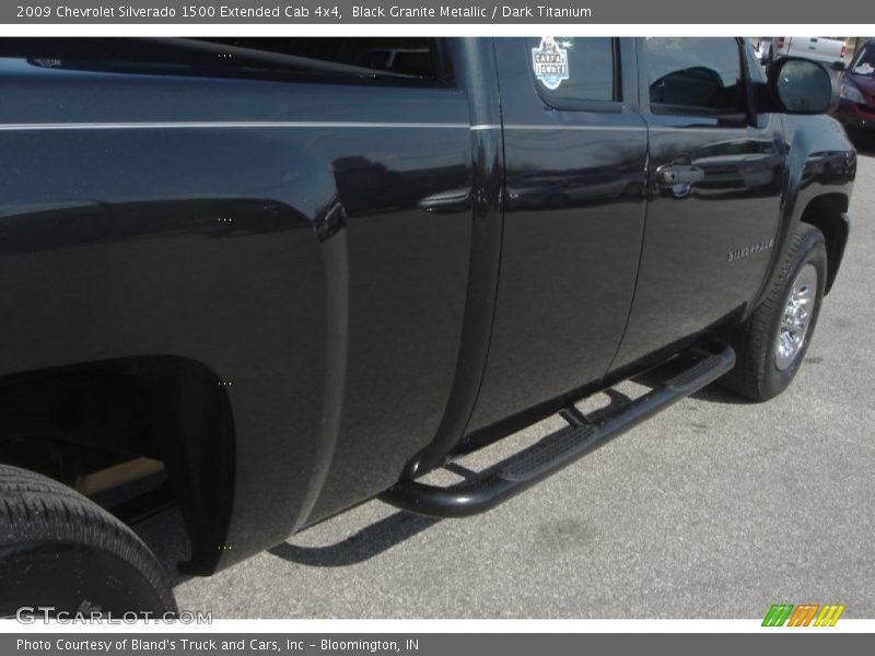 Black Granite Metallic / Dark Titanium 2009 Chevrolet Silverado 1500 Extended Cab 4x4