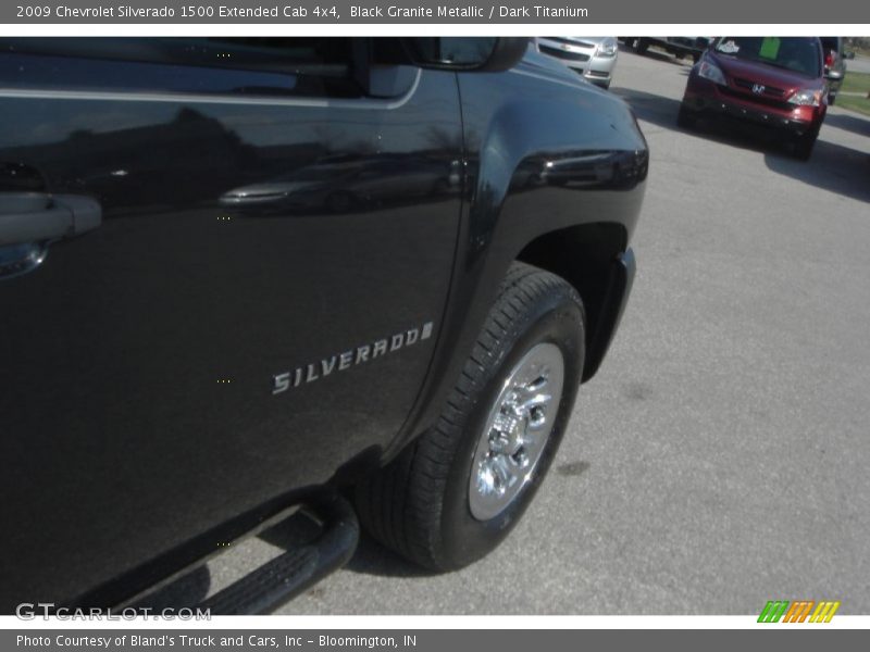 Black Granite Metallic / Dark Titanium 2009 Chevrolet Silverado 1500 Extended Cab 4x4