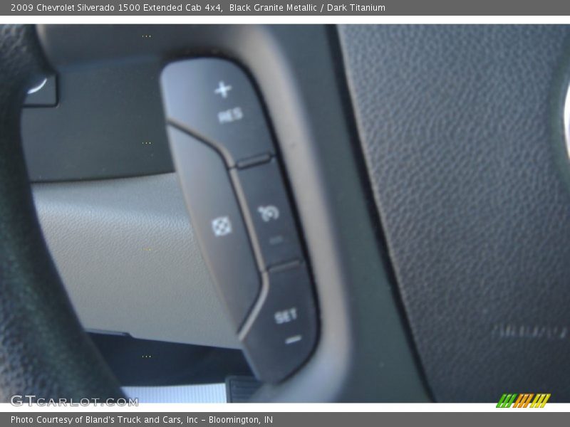 Black Granite Metallic / Dark Titanium 2009 Chevrolet Silverado 1500 Extended Cab 4x4