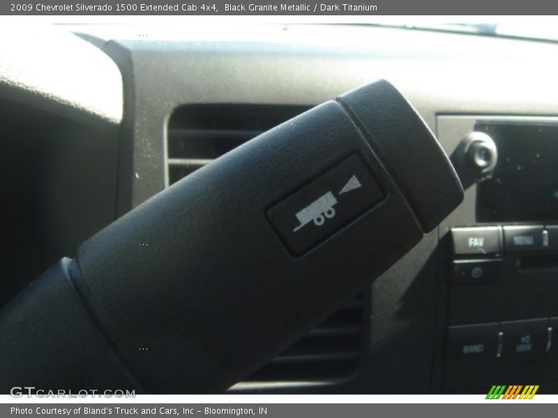 Black Granite Metallic / Dark Titanium 2009 Chevrolet Silverado 1500 Extended Cab 4x4