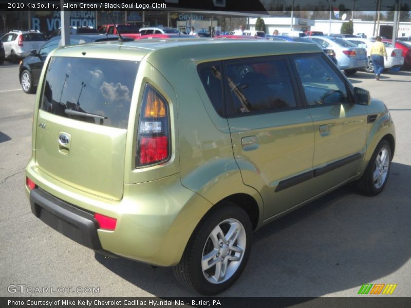 Alien Green / Black Soul Logo Cloth 2010 Kia Soul +