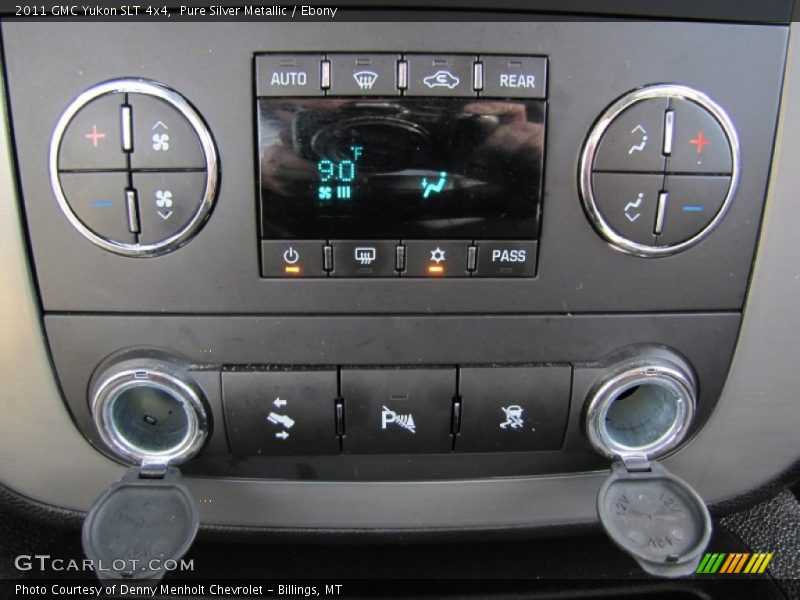Pure Silver Metallic / Ebony 2011 GMC Yukon SLT 4x4