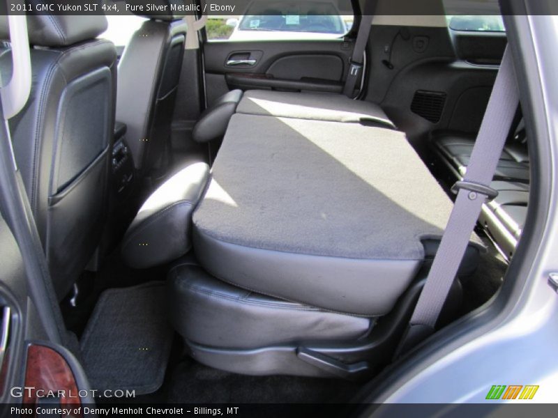 Pure Silver Metallic / Ebony 2011 GMC Yukon SLT 4x4