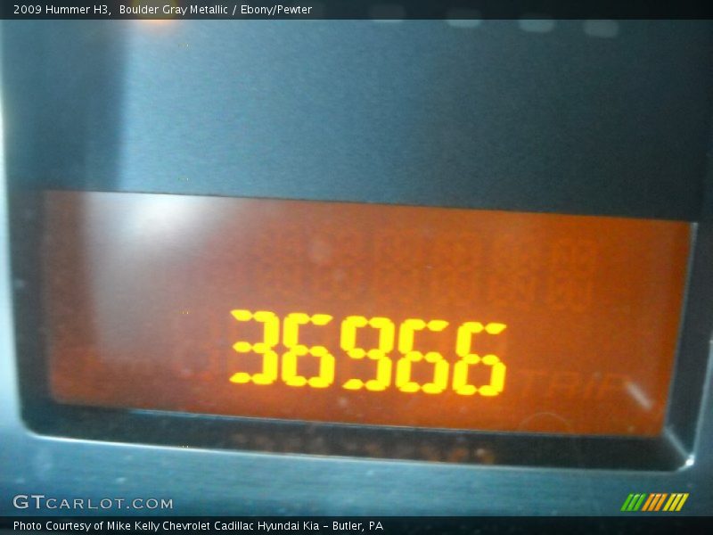Boulder Gray Metallic / Ebony/Pewter 2009 Hummer H3
