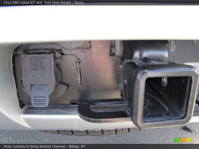 Pure Silver Metallic / Ebony 2011 GMC Yukon SLT 4x4
