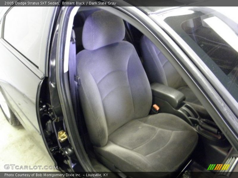 Brilliant Black / Dark Slate Gray 2005 Dodge Stratus SXT Sedan
