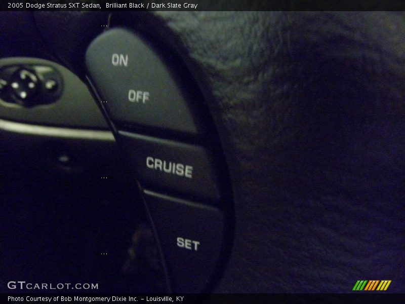 Brilliant Black / Dark Slate Gray 2005 Dodge Stratus SXT Sedan