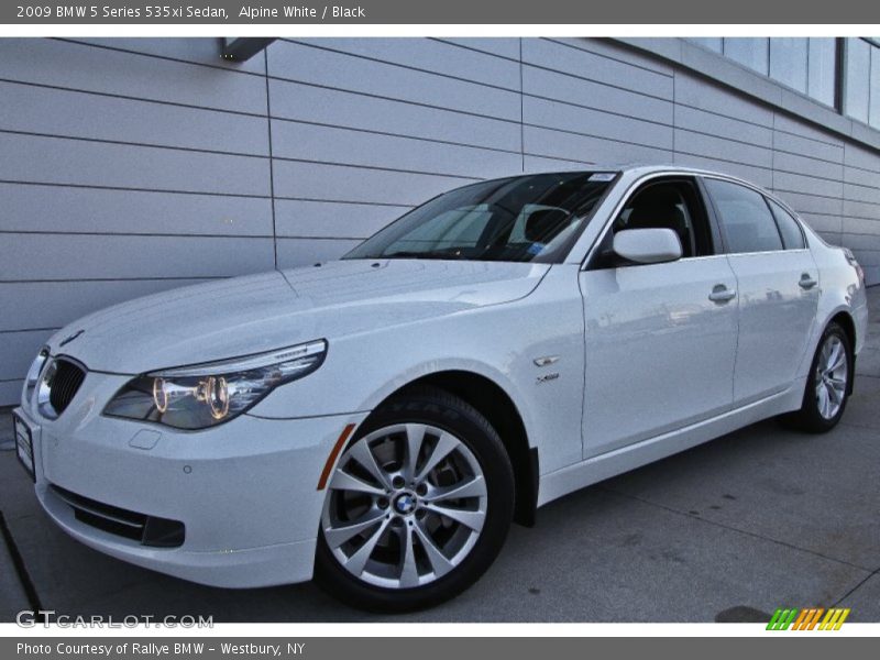 Alpine White / Black 2009 BMW 5 Series 535xi Sedan