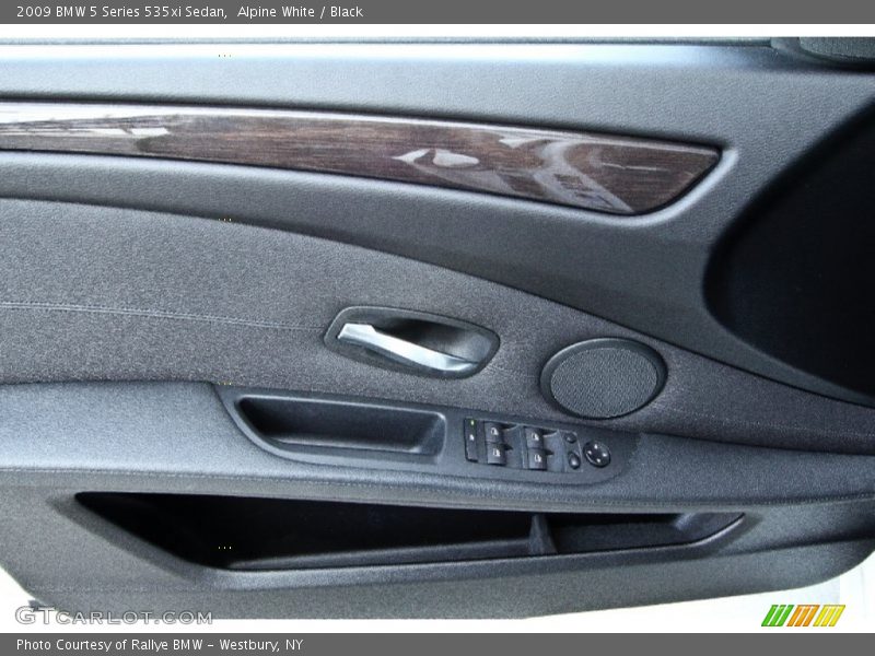 Alpine White / Black 2009 BMW 5 Series 535xi Sedan