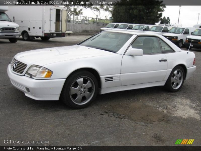 Front 3/4 View of 1991 SL Class 500 SL Roadster