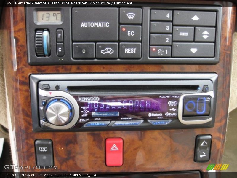 Controls of 1991 SL Class 500 SL Roadster