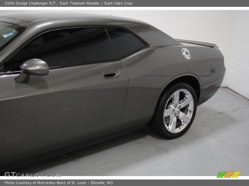 Dark Titanium Metallic / Dark Slate Gray 2009 Dodge Challenger R/T