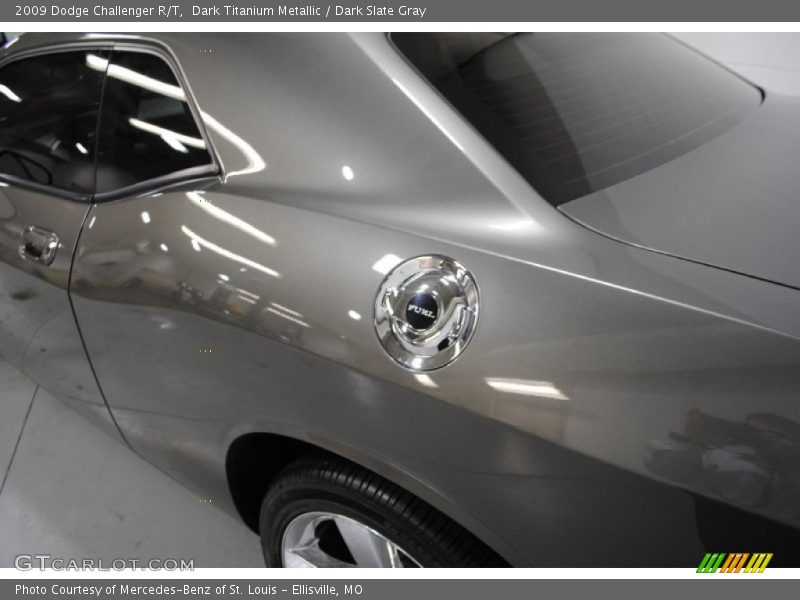 Dark Titanium Metallic / Dark Slate Gray 2009 Dodge Challenger R/T