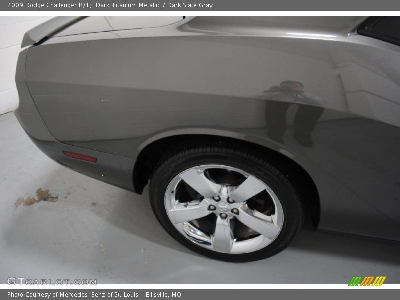 Dark Titanium Metallic / Dark Slate Gray 2009 Dodge Challenger R/T