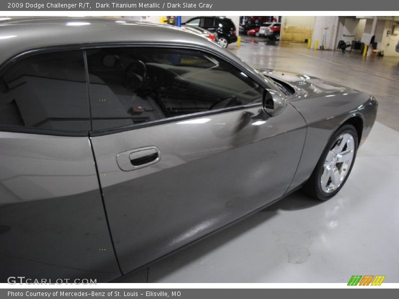 Dark Titanium Metallic / Dark Slate Gray 2009 Dodge Challenger R/T