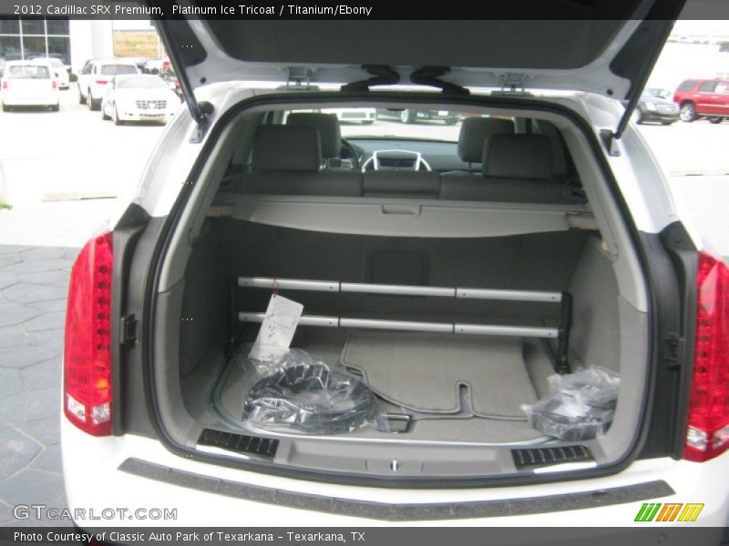 Platinum Ice Tricoat / Titanium/Ebony 2012 Cadillac SRX Premium