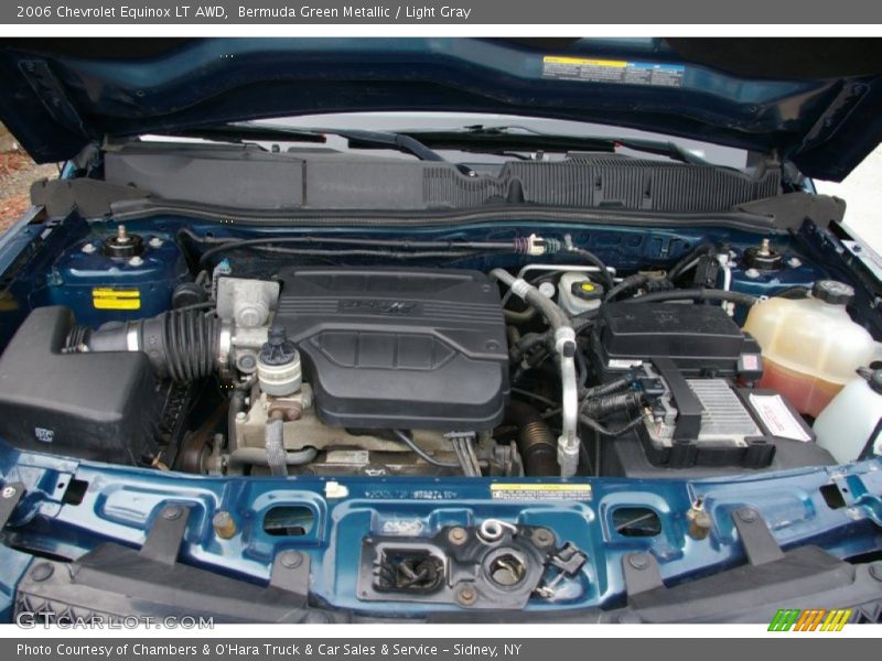 Bermuda Green Metallic / Light Gray 2006 Chevrolet Equinox LT AWD