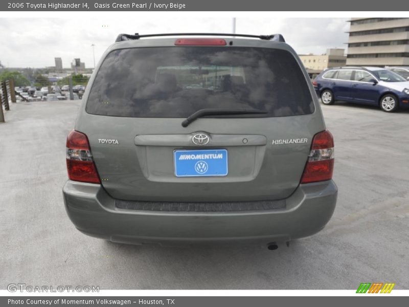 Oasis Green Pearl / Ivory Beige 2006 Toyota Highlander I4
