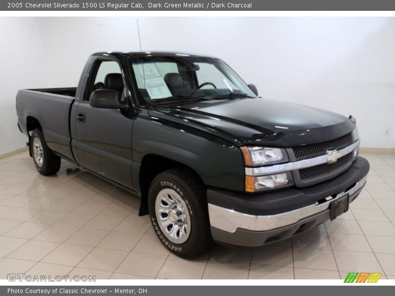 Dark Green Metallic / Dark Charcoal 2005 Chevrolet Silverado 1500 LS Regular Cab