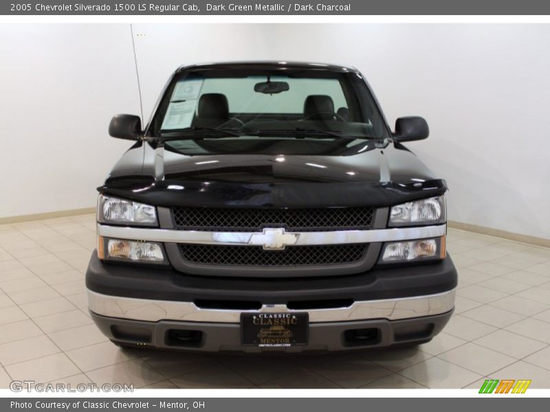 Dark Green Metallic / Dark Charcoal 2005 Chevrolet Silverado 1500 LS Regular Cab