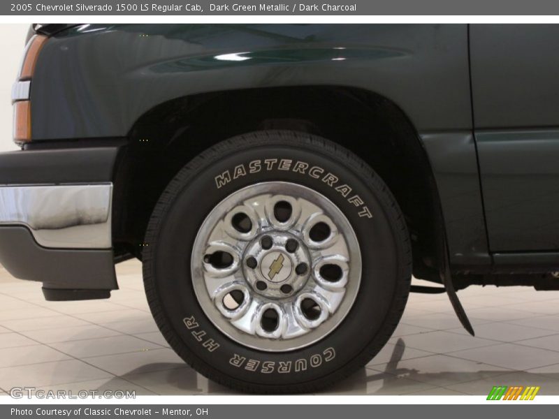 Dark Green Metallic / Dark Charcoal 2005 Chevrolet Silverado 1500 LS Regular Cab