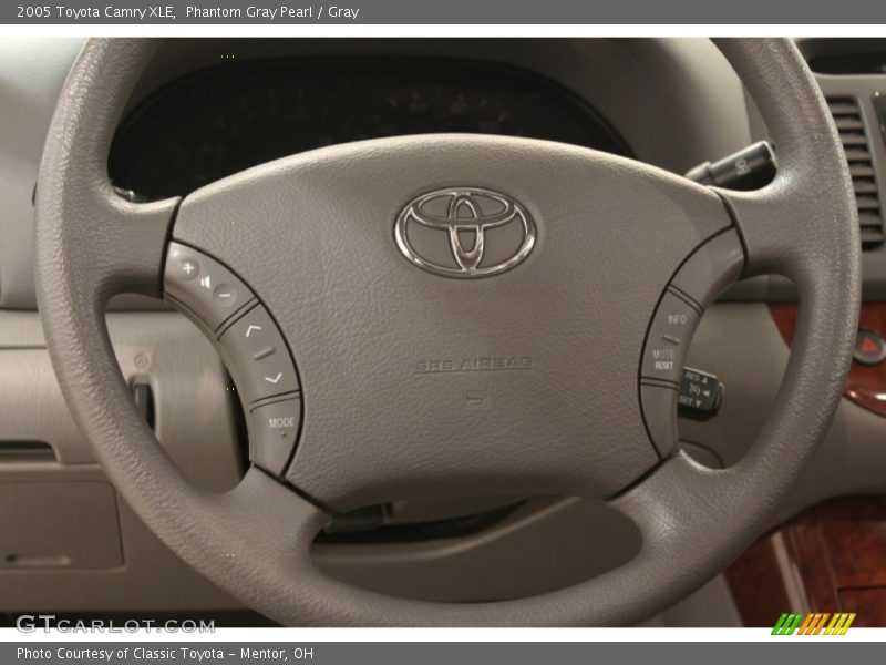 Phantom Gray Pearl / Gray 2005 Toyota Camry XLE