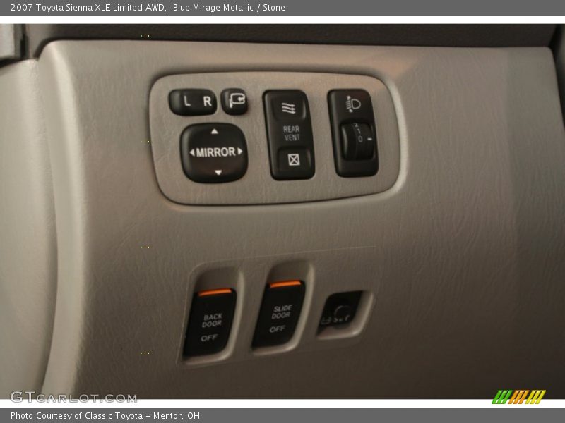Controls of 2007 Sienna XLE Limited AWD