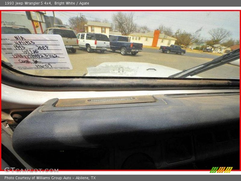 Bright White / Agate 1993 Jeep Wrangler S 4x4