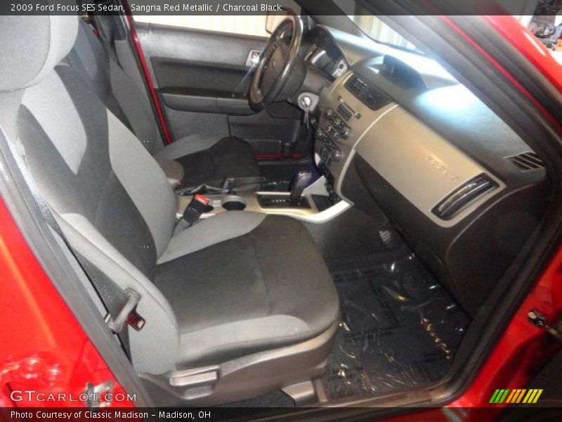 Sangria Red Metallic / Charcoal Black 2009 Ford Focus SES Sedan