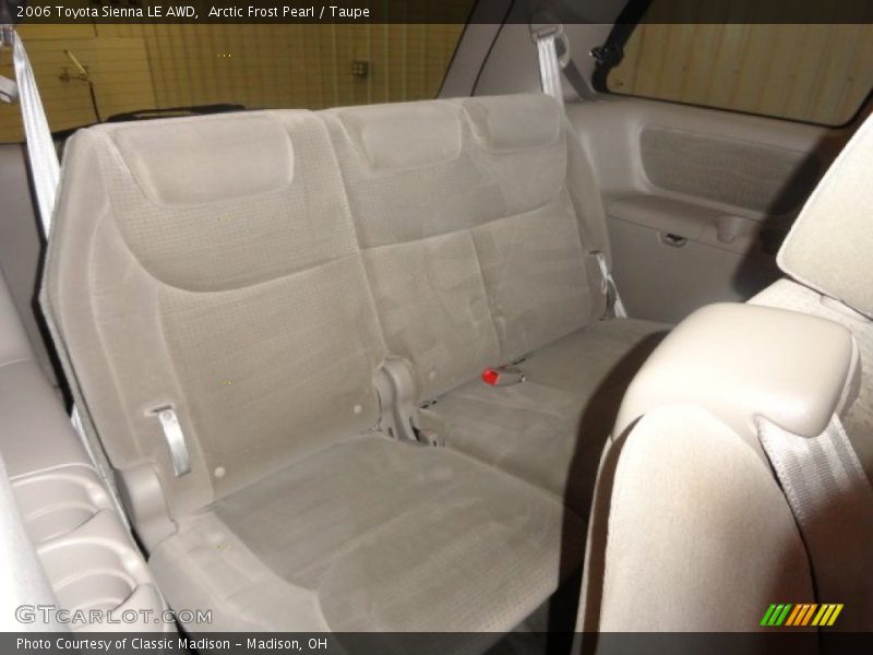 Arctic Frost Pearl / Taupe 2006 Toyota Sienna LE AWD
