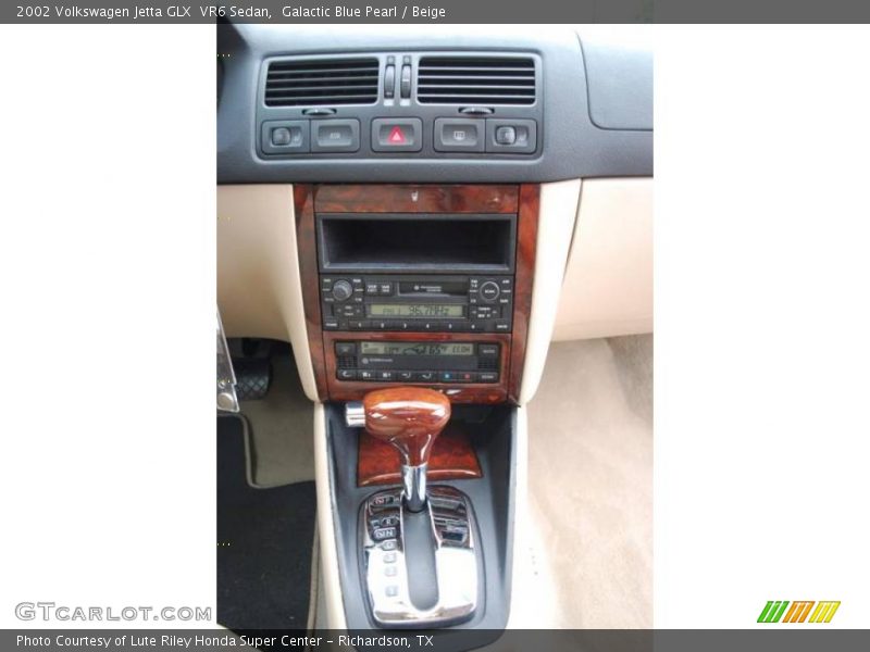 Galactic Blue Pearl / Beige 2002 Volkswagen Jetta GLX  VR6 Sedan