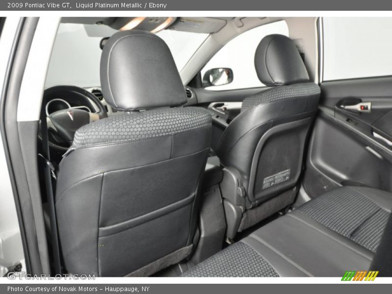 Liquid Platinum Metallic / Ebony 2009 Pontiac Vibe GT